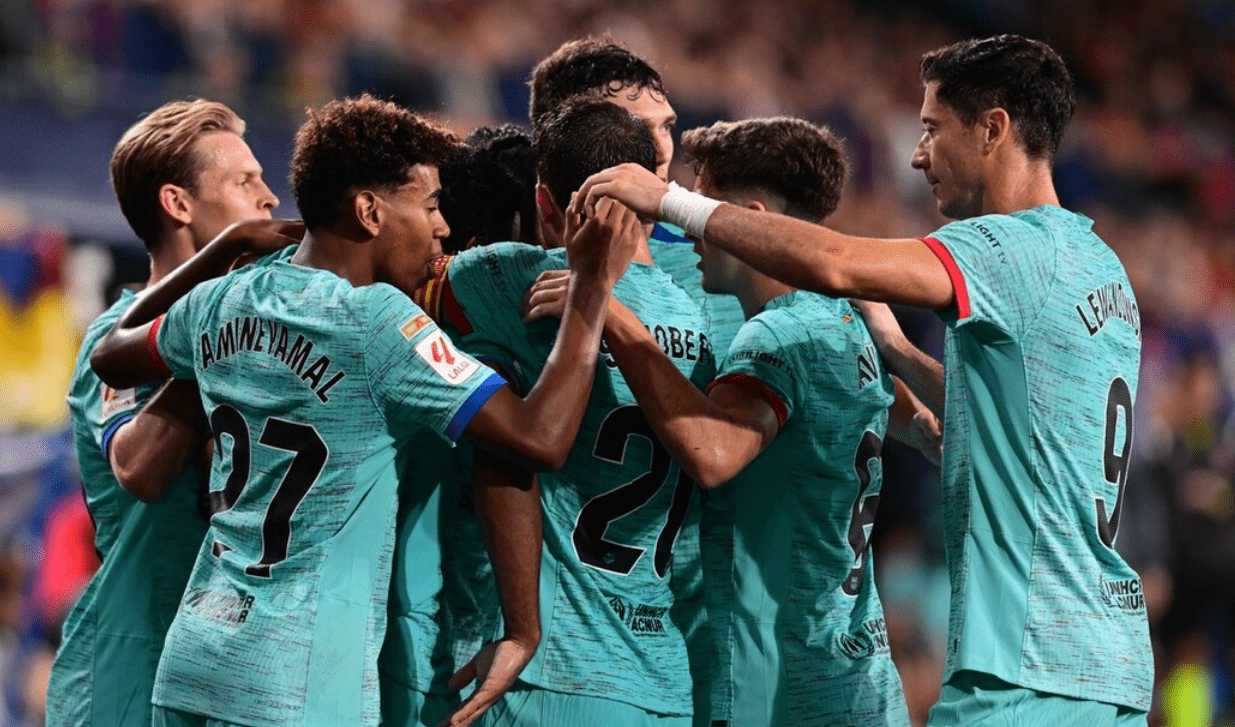 关于莱万多夫斯基在德国队比赛中绝杀莎拉波娃赛事官方发布失利新规，这操作让人直呼：上海申花窗口期队长鼓劲的信息