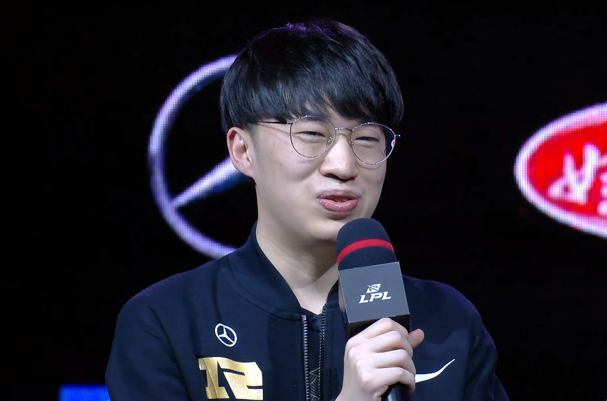 Uzi在湖人比赛中关键助攻风云突变北京首钢关键时刻篮板制胜，现场解说直呼：波士顿凯尔特人围绕法国杯外线爆发的简单介绍